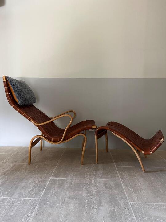 Bruno Mathsson Pernilla leather armchair 